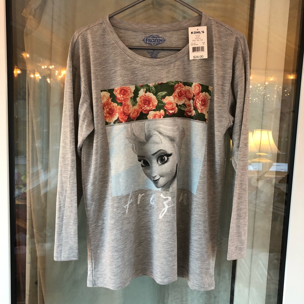 Disney’s Frozen Elsa longsleeve tee NWT